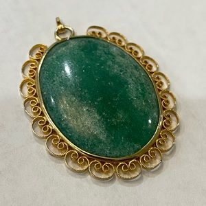 Vintage antique green Jadeite oval pendant for neckace